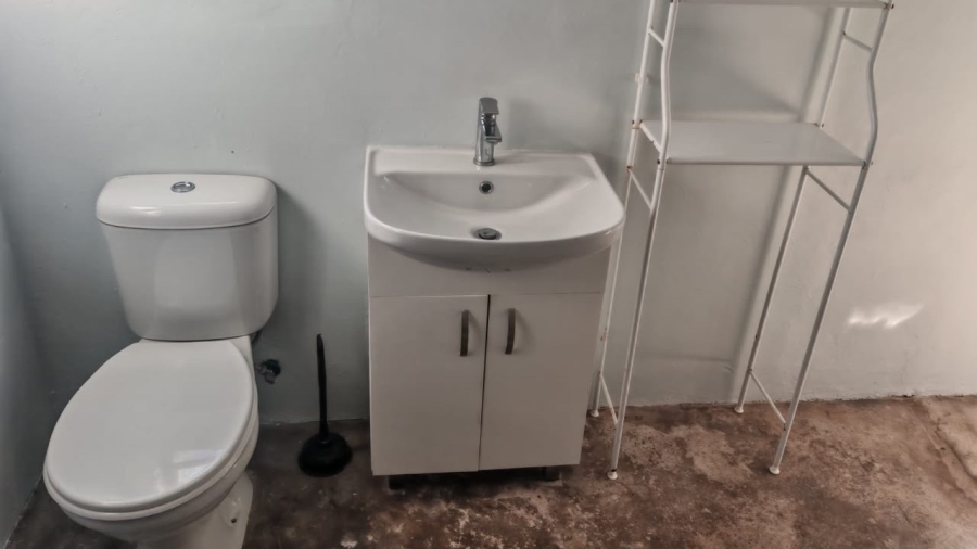 0 Bedroom Property for Sale in Hoog En Droog Western Cape
